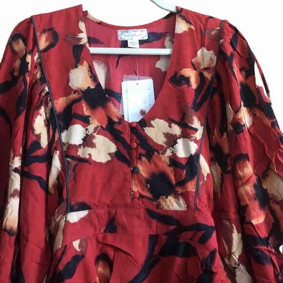 Band of the Free Dolly Red Floral Puff Sleeve Mini Dress Size Large NWT - Picture 10 of 10